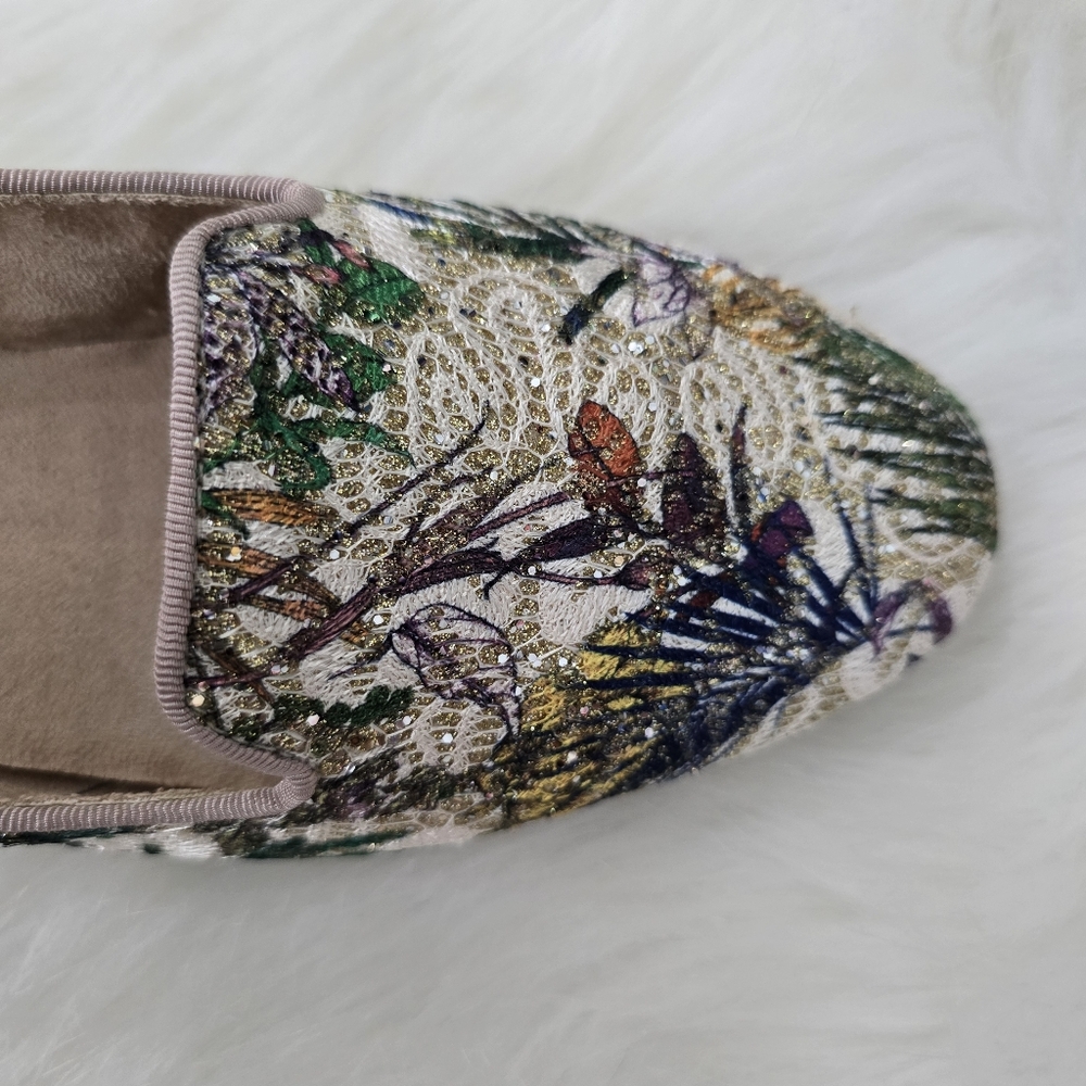 Aerosoles Betunia Embroidered Flats - Picture 4 of 8